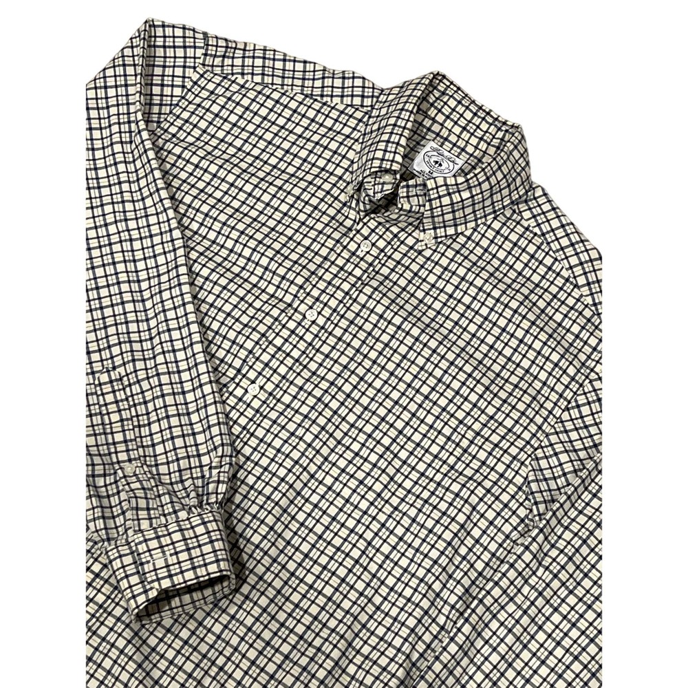 Brooks Brothers Button Down,‎ Cream, Size M
